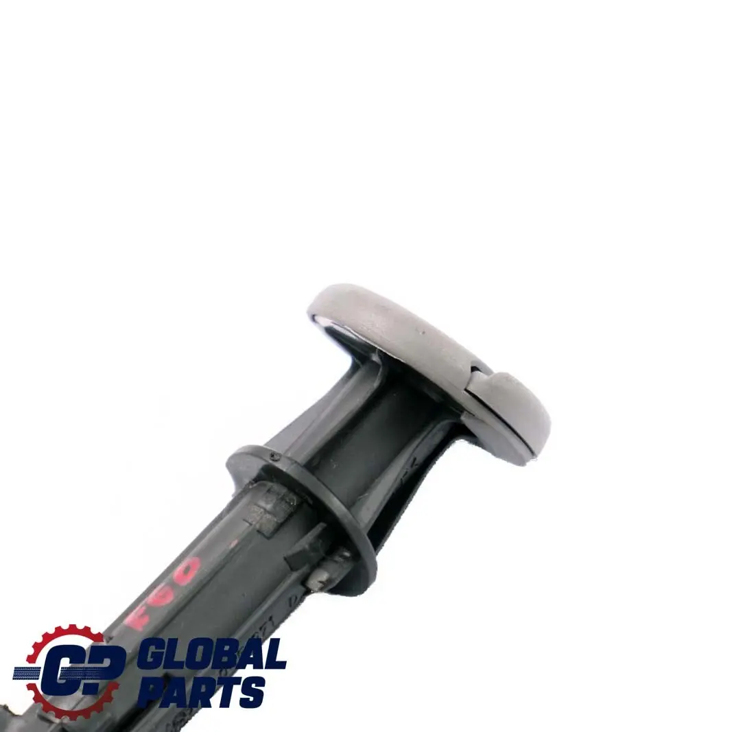 Guida Poggiatesta Sedile Anteriore Supporto Bloccabile per BMW E60 E61 con numero di parte 7065071 BMW E60 E61 Guida Poggiatesta Sedile Anteriore Supporto Bloccabile - SKU 7076681 - Numero di parte 7065071