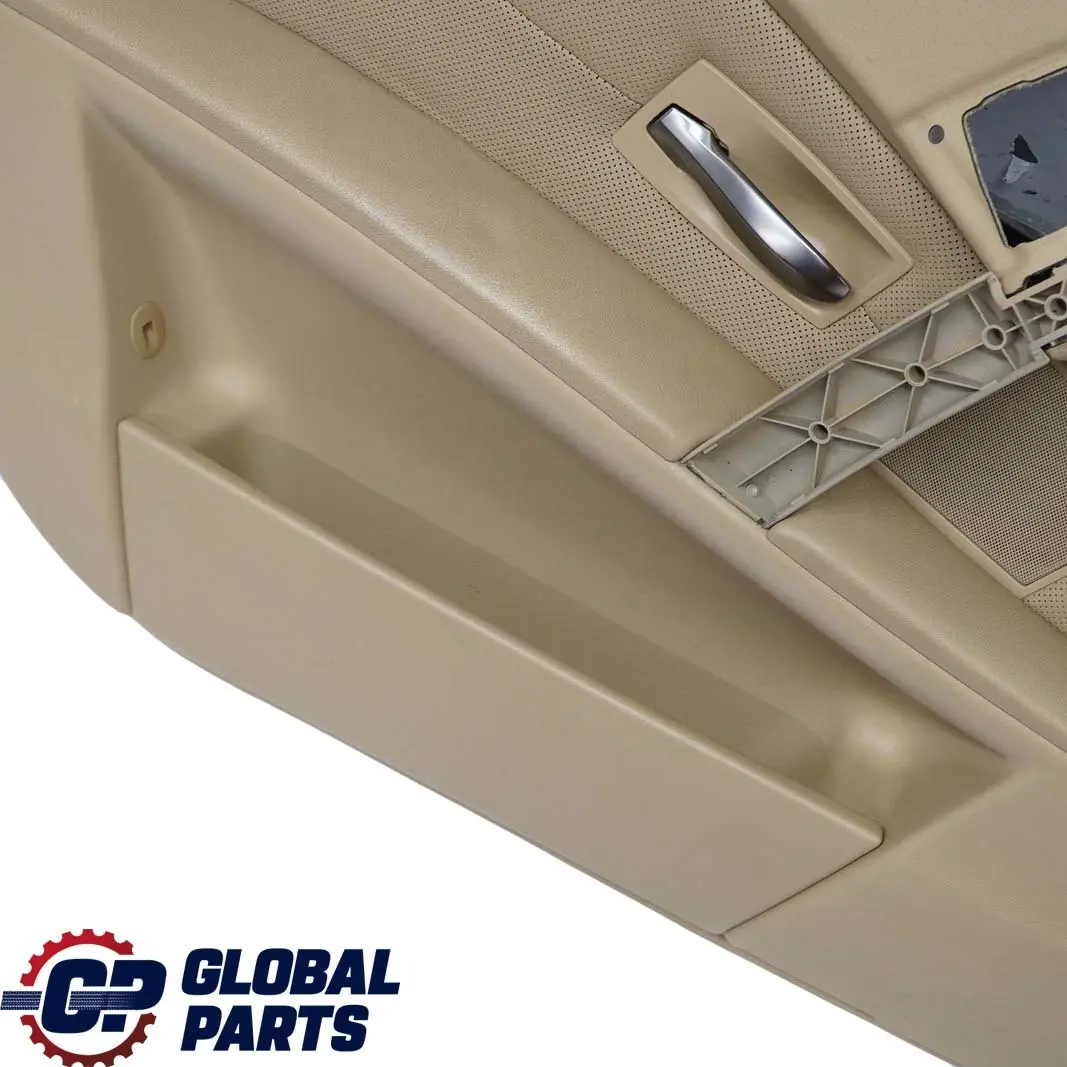 Frente Izquierda Tarjeta De puerta De cuero Nasca Beige Forro Trim para BMW E60 E61 con número de pieza 7076801 BMW E60 E61 Frente Izquierda Tarjeta De puerta De cuero Nasca Beige Forro Trim - SKU 7076801 - Número de pieza 7076801
