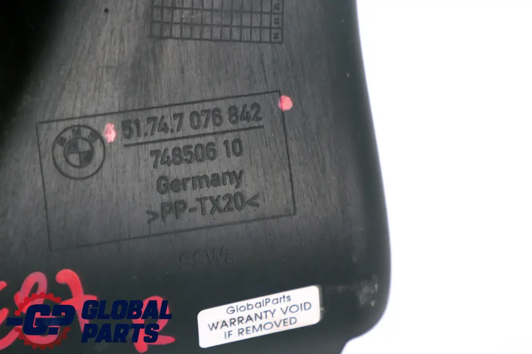 Conduit D'Air De Frein Droit Pour Pare Chocs Avant pour BMW E87 à propos du numéro de pièce 7076842 BMW E87 Conduit D'Air De Frein Droit Pour Pare Chocs Avant - SKU 7076842 - Numéro de pièce 7076842