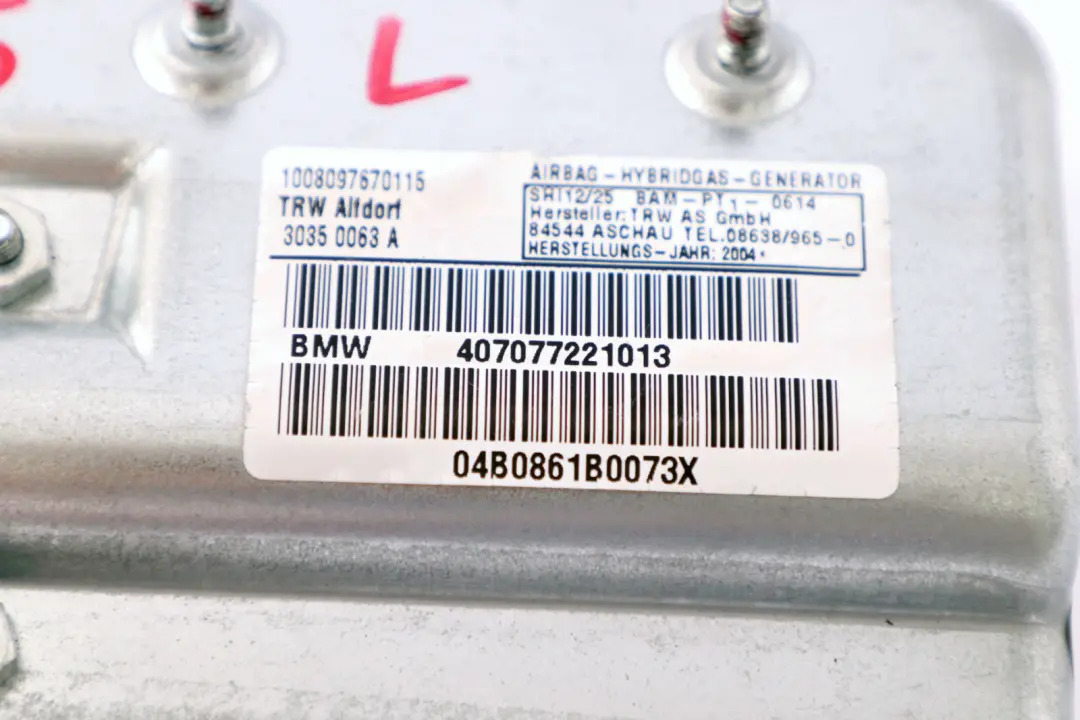 Left N/S Door Air Module to BMW E65 E66 Rear with Part number 7077221 BMW E65 E66 Rear Left N/S Door Air Module - SKU 7077221 - Part number 7077221