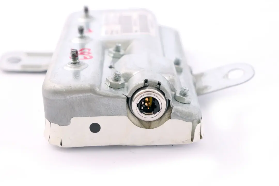 Left N/S Door Air Module to BMW E65 E66 Rear with Part number 7077221 BMW E65 E66 Rear Left N/S Door Air Module - SKU 7077221 - Part number 7077221