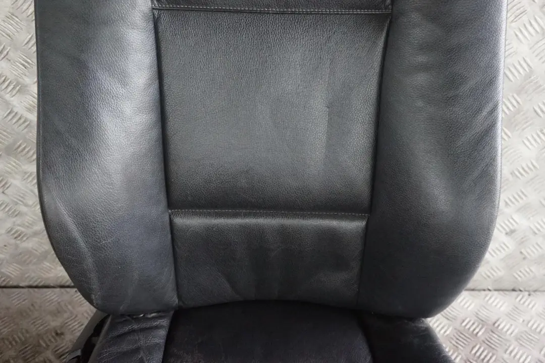 Front Right O/S Seat Black Leather Dakota Manual to BMW X5 Series E53 with Part number 7077548 BMW X5 Series E53 Front Right O/S Seat Black Leather Dakota Manual - SKU 7077548-2 - Part number 7077548