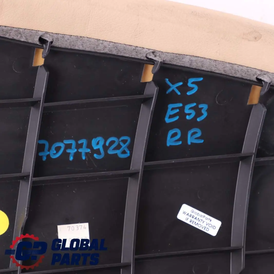 Boczek kanapy tylnej prawy tył do BMW E53 X5 o numerze 7077928 BMW E53 X5 Boczek kanapy tylnej prawy tył - SKU 7077928 - Numer Części 7077928