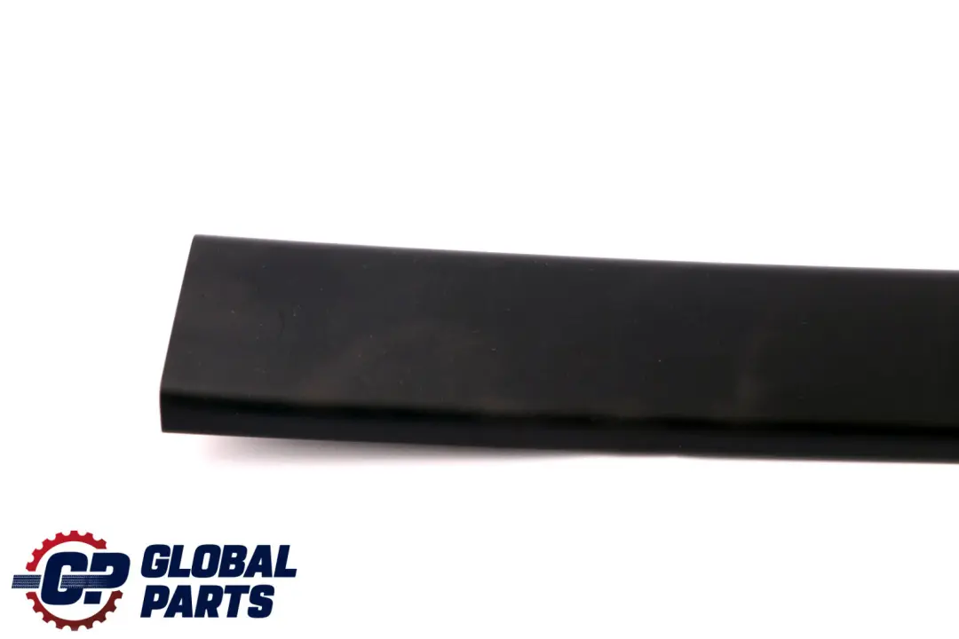 BMW E61 Interor Coperchio superiore del pannello del bagagliaio Nero - SKU 7077946 - Numero di parte 7061399