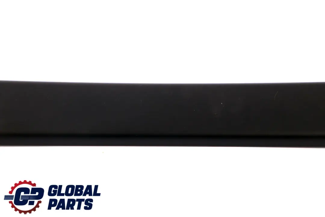 BMW E61 Interor Upper Trunk Lid Panel Trim Cover Black - SKU 7077946 - Numéro de pièce 7061399