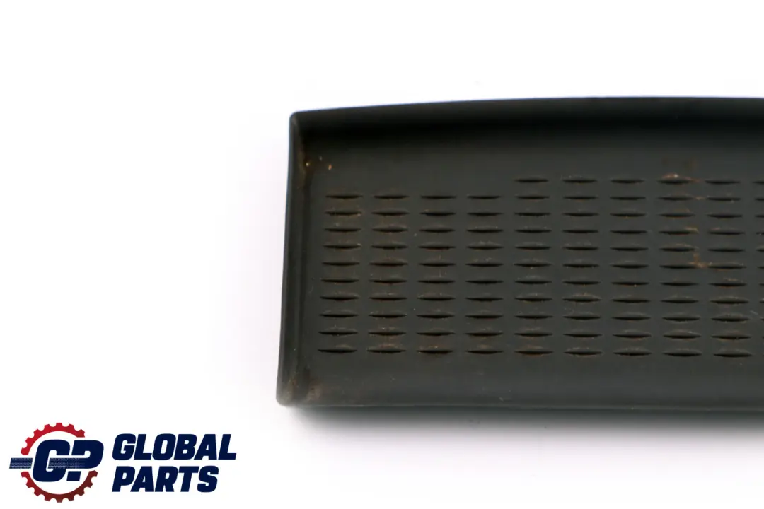 Einlegematte Getränkehalter Gummimatte Einsatz Schwarz für BMW X5 er E53 mit Teilenummer 7077957 BMW X5 er E53 Einlegematte Getränkehalter Gummimatte Einsatz Schwarz - SKU 7077957 - Teilenummer 7077957