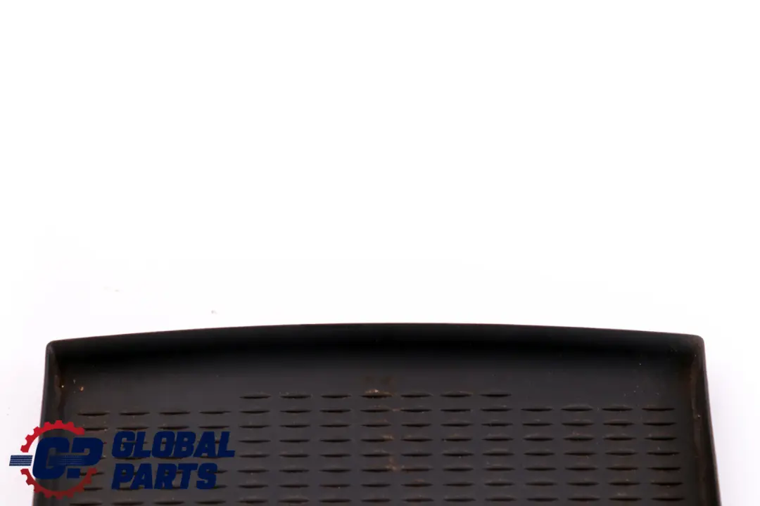Einlegematte Getränkehalter Gummimatte Einsatz Schwarz für BMW X5 er E53 mit Teilenummer 7077957 BMW X5 er E53 Einlegematte Getränkehalter Gummimatte Einsatz Schwarz - SKU 7077957 - Teilenummer 7077957