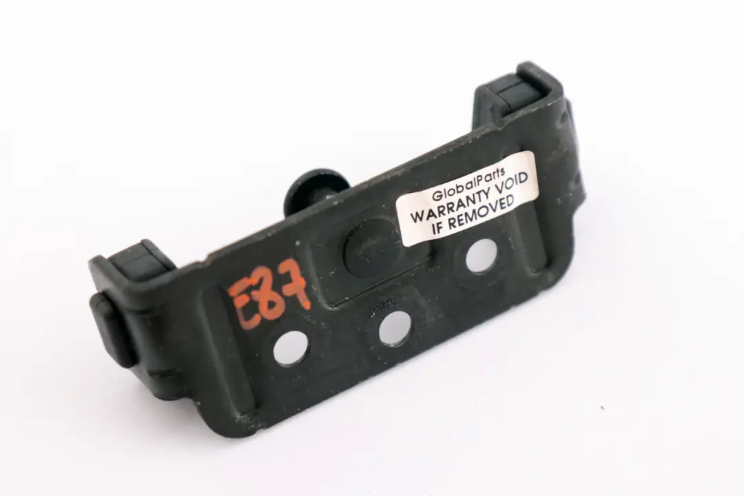 Staffa di Chiusura Portellone per BMW E81 E82 E87 E88 E90 E92 con numero di parte 7078167 BMW E81 E82 E87 E88 E90 E92 Staffa di Chiusura Portellone - SKU 7078167 - Numero di parte 7078167