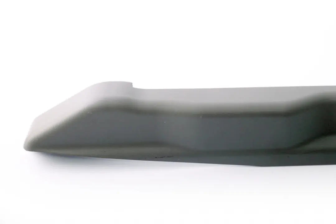 Blende Oberschiene Aussen Rechts für BMW 5 er E60 E61 mit Teilenummer 7078526 BMW 5 er E60 E61 Blende Oberschiene Aussen Rechts - SKU 7078526 - Teilenummer 7078526