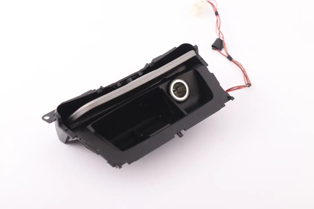 Centre Console Ashtray MD Ascher Tray Decor Titan Matt to BMW 1 Series E87 with Part number 7078571 BMW 1 Series E87 Centre Console Ashtray MD Ascher Tray Decor Titan Matt - SKU 7078571-19 - Part number 7078571