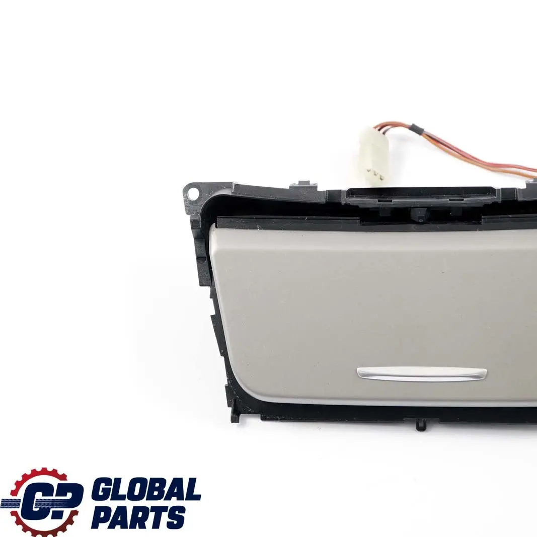 Ascher Dekor Titan Silber 7129142 für BMW 1 er 2 E87 mit Teilenummer 7078571 BMW 1 er 2 E87 Ascher Dekor Titan Silber 7129142 - SKU 7078571-2 - Teilenummer 7078571