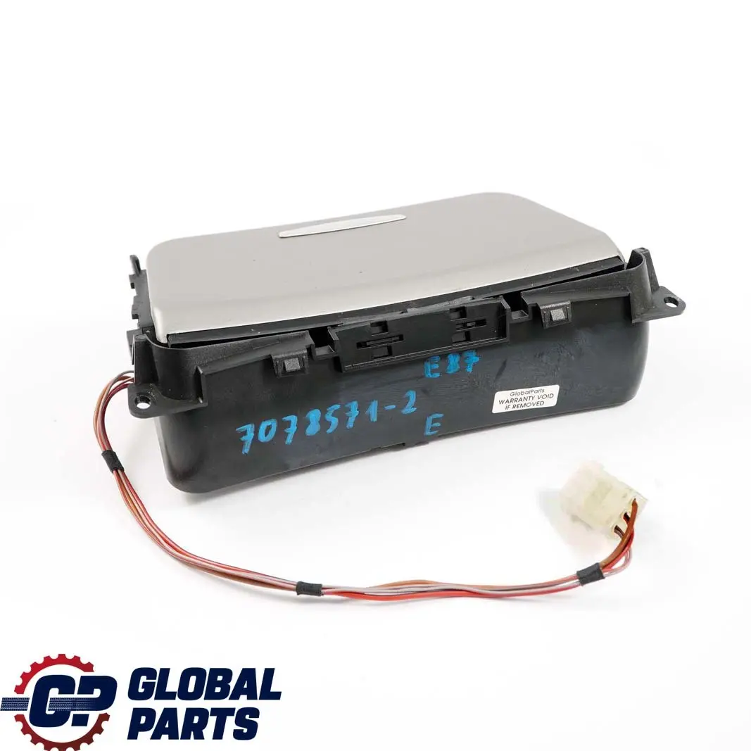 Cenicero Acabado Bandeja Decoracion Titan Mate Delantero para BMW 2 E87 con número de pieza 7078571 BMW 2 E87 Cenicero Acabado Bandeja Decoracion Titan Mate Delantero - SKU 7078571-2 - Número de pieza 7078571