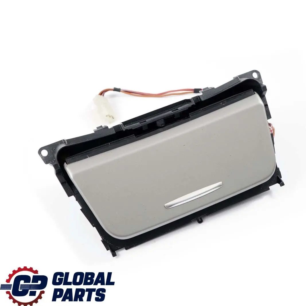 Ascher Dekor Titan Silber 7129142 für BMW 1 er 2 E87 mit Teilenummer 7078571 BMW 1 er 2 E87 Ascher Dekor Titan Silber 7129142 - SKU 7078571-2 - Teilenummer 7078571