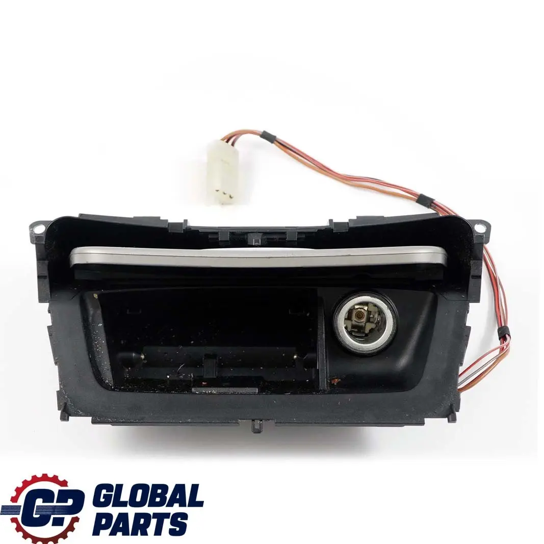 Cenicero Acabado Bandeja Decoracion Titan Mate Delantero para BMW 2 E87 con número de pieza 7078571 BMW 2 E87 Cenicero Acabado Bandeja Decoracion Titan Mate Delantero - SKU 7078571-2 - Número de pieza 7078571