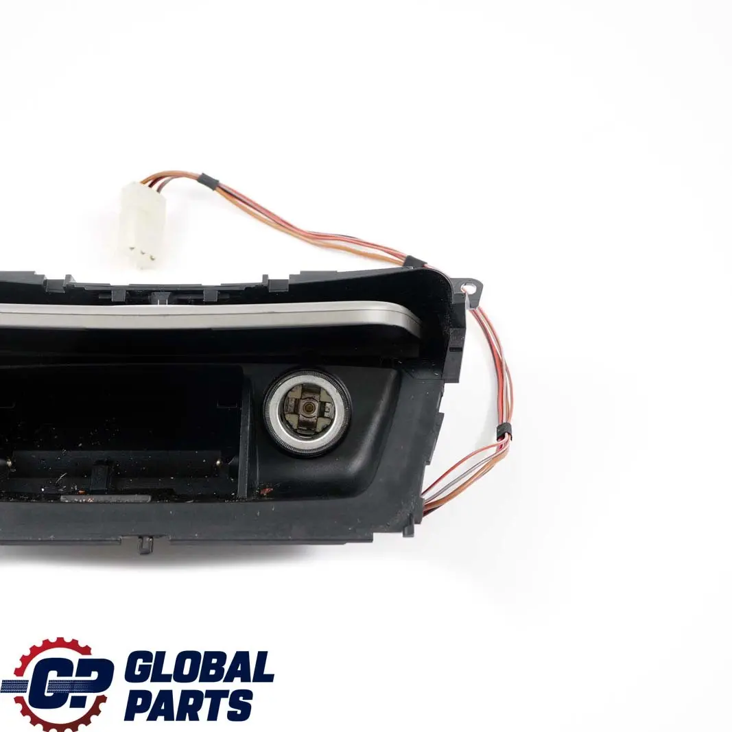 Cenicero Acabado Bandeja Decoracion Titan Mate Delantero para BMW 2 E87 con número de pieza 7078571 BMW 2 E87 Cenicero Acabado Bandeja Decoracion Titan Mate Delantero - SKU 7078571-2 - Número de pieza 7078571