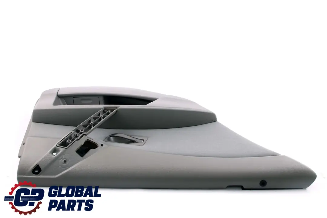 Pannello Porta Posteriore Tessuto SX Grigio 5142 707873 per BMW E60 E61 con numero di parte 7078731 BMW E60 E61 Pannello Porta Posteriore Tessuto SX Grigio 5142 707873 - SKU 7078731 - Numero di parte 7078731