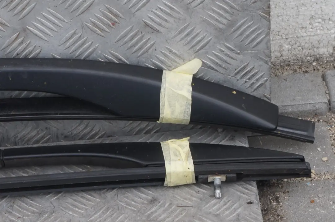 BMW E61 Touring Set Roof Railing Bars Left Right O/N/S Black Sapphire - SKU 7079945-BS - Part number 7079946