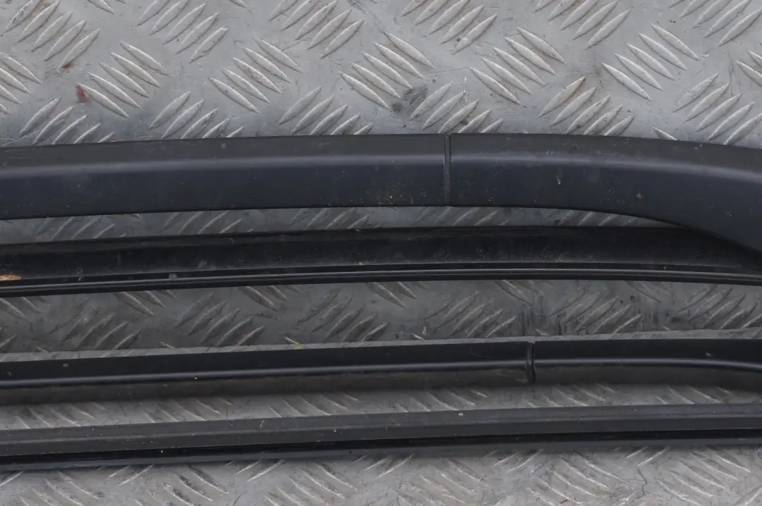 BMW E61 Touring Set Dach Reling Links Rechts O/ Schwarz Saphir - SKU 7079945-BS - Teilenummer 7079946
