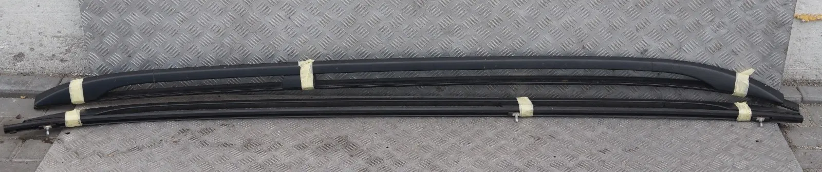 BMW E61 Touring Set Roof Railing Bars Left Right O/N/S Black Sapphire