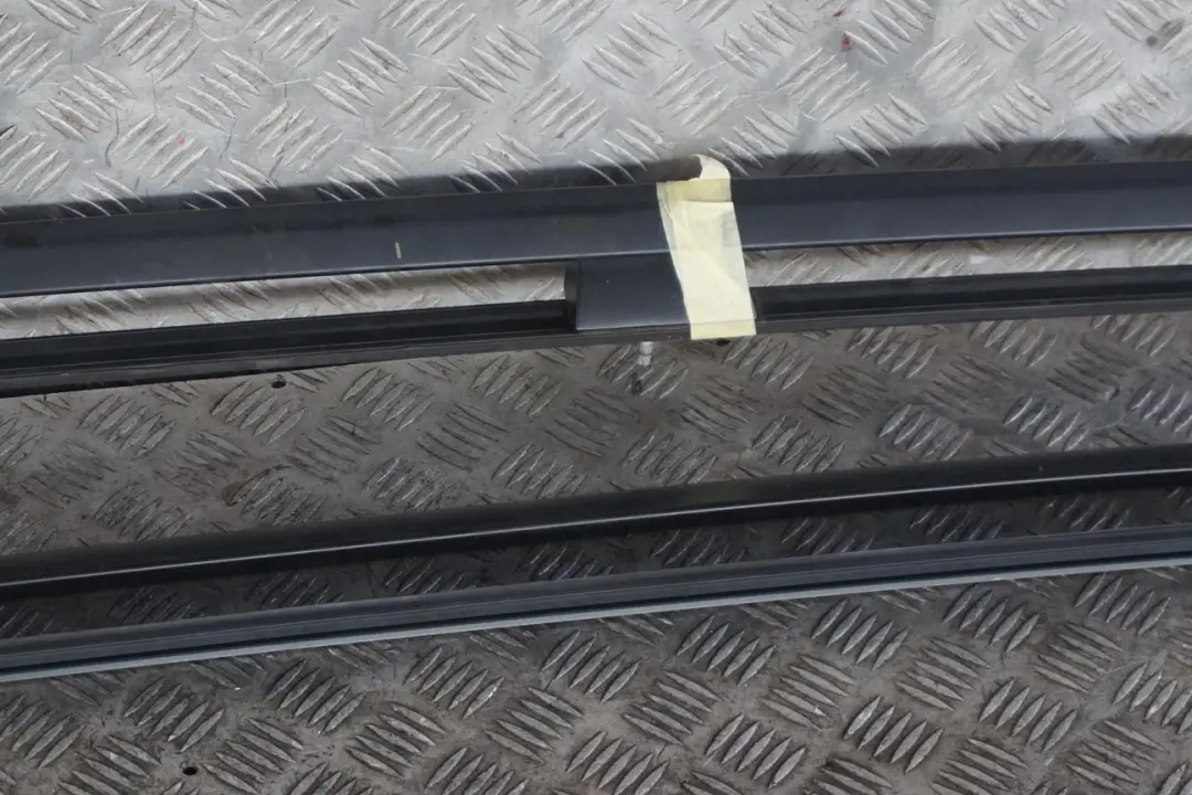 BMW E61 Touring Set Roof Railing Bars Left Right N/O/S Titan Grey - SKU 7079945-TGR - Part number 7079946