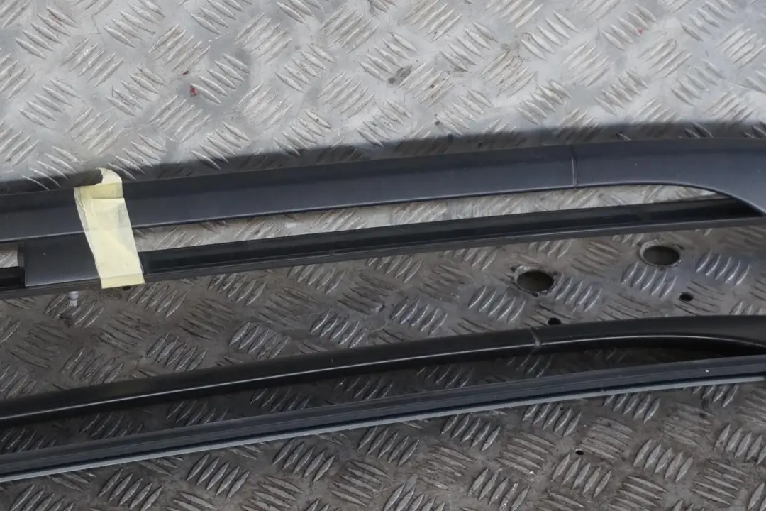 BMW E61 Touring Set Barres De Toit Gauche Droite Titangrau Gris - SKU 7079945-TGR - Numéro de pièce 7079946