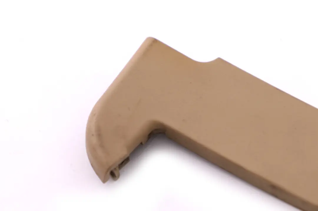 Couvercle Droit Beige 7070436 pour BMW Z4 E85 à propos du numéro de pièce 7079986 BMW Z4 E85 Couvercle Droit Beige 7070436 - SKU 7079986 - Numéro de pièce 7079986