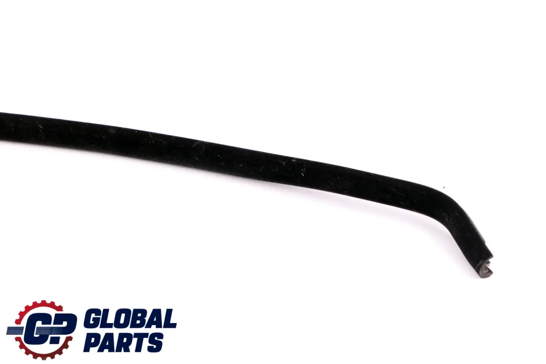 Sello Protección Borde Ventana Lateral Trasera Izquierda para BMW E61 Touring con número de pieza 7110581 BMW E61 Touring Sello Protección Borde Ventana Lateral Trasera Izquierda - SKU 7110581 - Número de pieza 7110581