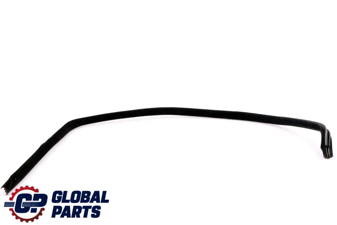 Paraspigoli Finestrino Posteriore Destra per BMW E61 Touring con numero di parte 7110582 BMW E61 Touring Paraspigoli Finestrino Posteriore Destra - SKU 7110582 - Numero di parte 7110582