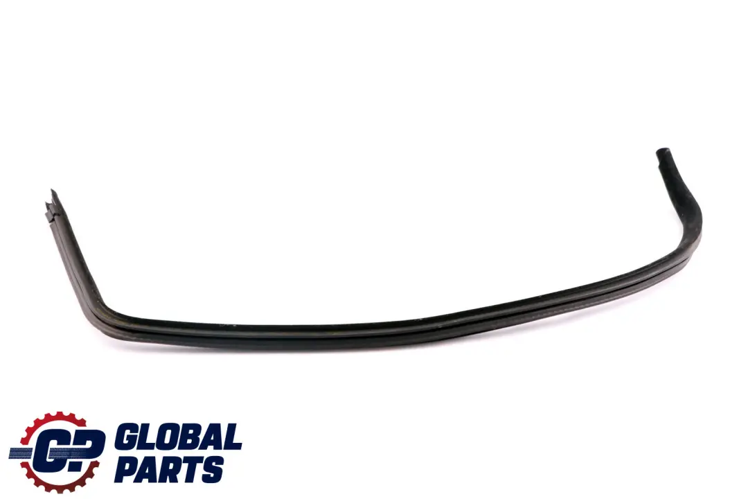 Right O/S Side Window Edge Protection Seal to BMW 5 Series E61 Touring Rear with Part number 7110582 BMW 5 Series E61 Touring Rear Right O/S Side Window Edge Protection Seal - SKU 7110582 - Part number 7110582