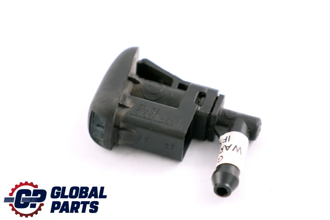 Dysza spryskiwacza do BMW E81 E82 E87 E85 E86 E88 o numerze 7110852 BMW E81 E82 E87 E85 E86 E88 Dysza spryskiwacza - SKU 7110852 - Numer Części 7110852