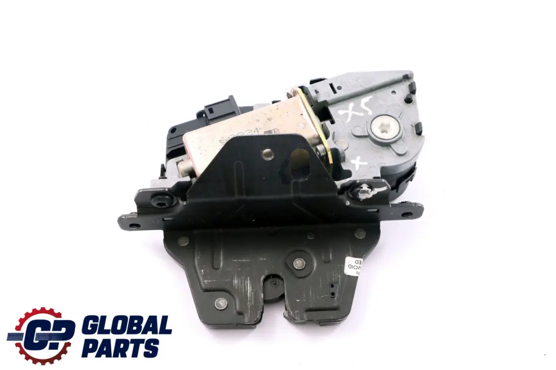 BMW X5 E53 Servo Cierre Tapa Tronco Superior Pestillo Ventana Trasera - SKU 7111008-1 - Número de pieza 7111008