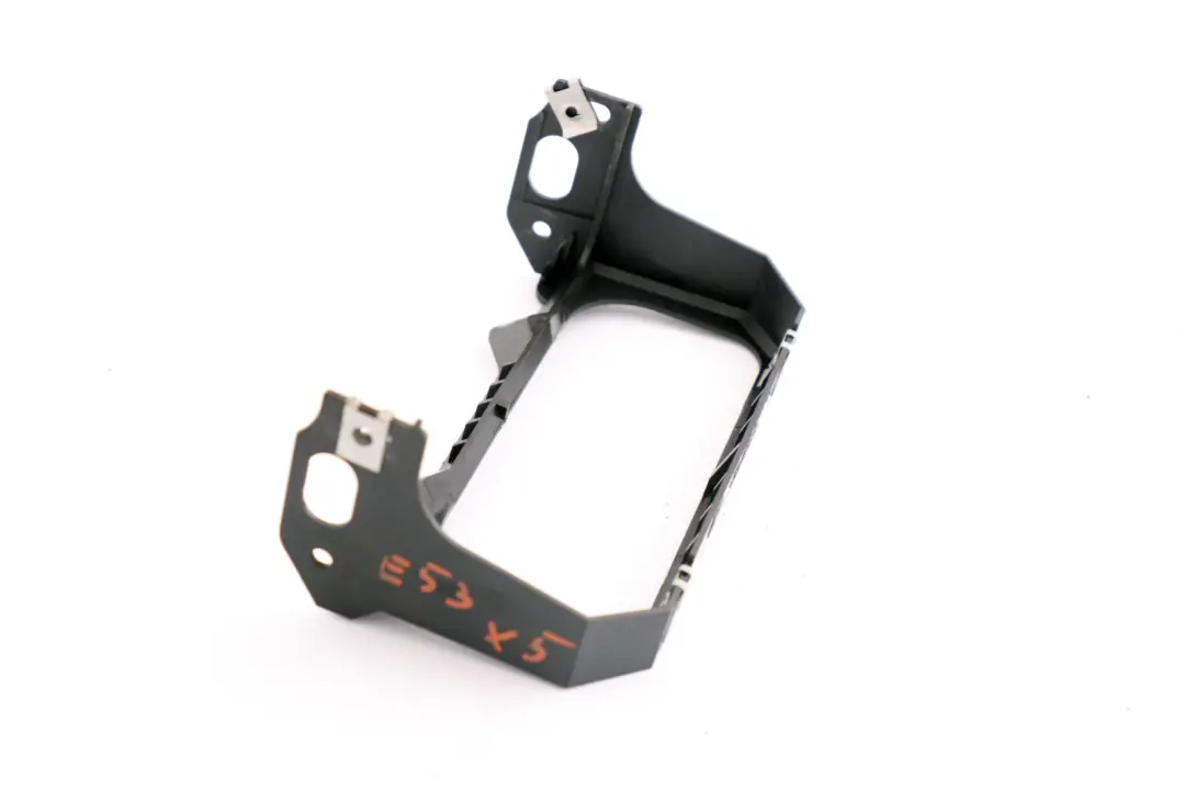 Support De Module Console Centrale Radio Frame Bracket pour BMW X5 E53 à propos du numéro de pièce 7111015 BMW X5 E53 Support De Module Console Centrale Radio Frame Bracket - SKU 7111015 - Numéro de pièce 7111015