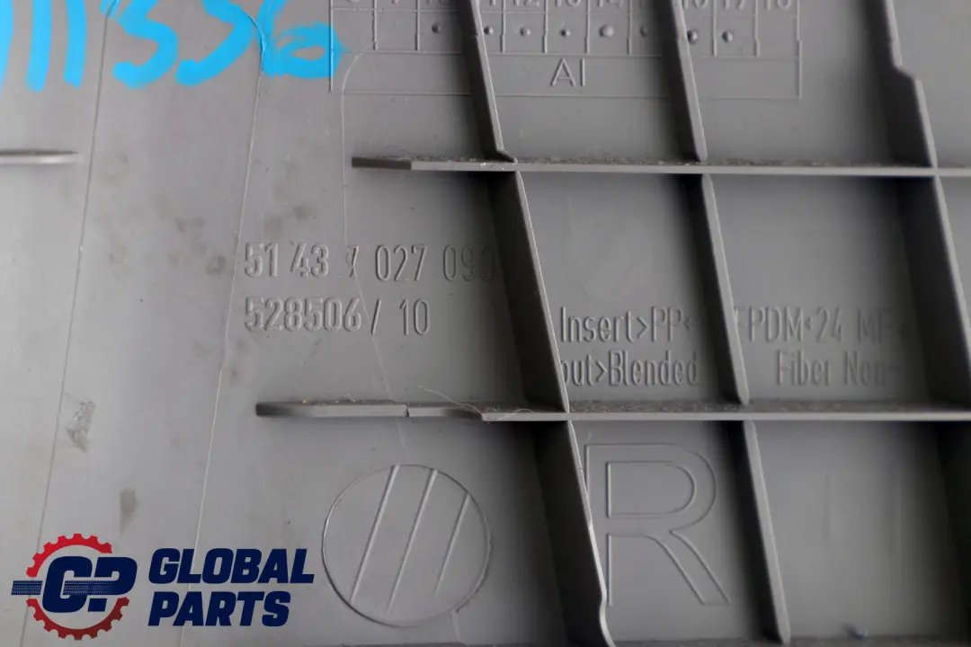 Panel embellecedor columna B pilar inferior derecho gris para BMW E60 E61 LCI con número de pieza 7027090 BMW E60 E61 LCI Panel embellecedor columna B pilar inferior derecho gris - SKU 7111336 - Número de pieza 7027090