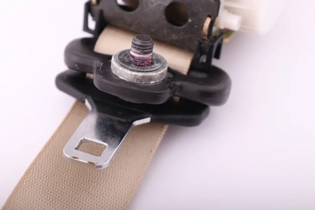  Cintura Sicurezza Posteriore BMW E63 E64 Beige Superiore Sinistra Destra - SKU 7111369 - Numero di parte 9132834