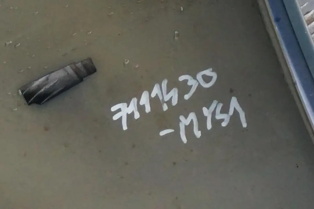 Front Right Wing Fender Side Panel O/S Mysticblau Blue to BMW 5 Series E60 E61 1 with Part number 7111430 BMW 5 Series E60 E61 1 Front Right Wing Fender Side Panel O/S Mysticblau Blue - SKU 7111430-MYS1 - Part number 7111430