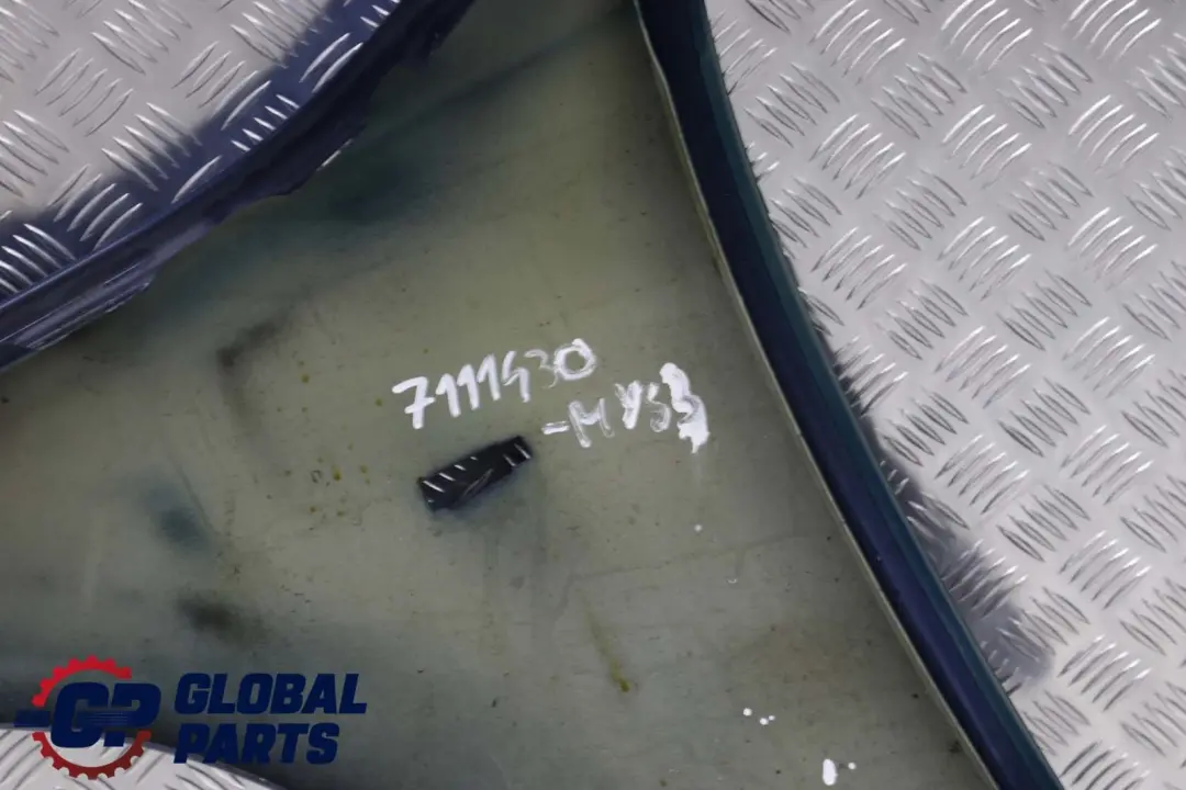 Błotnik prawy przedni Mysticblau do BMW E60 E61 o numerze 7111430 BMW E60 E61 Błotnik prawy przedni Mysticblau - SKU 7111430-MYS3 - Numer Części 7111430