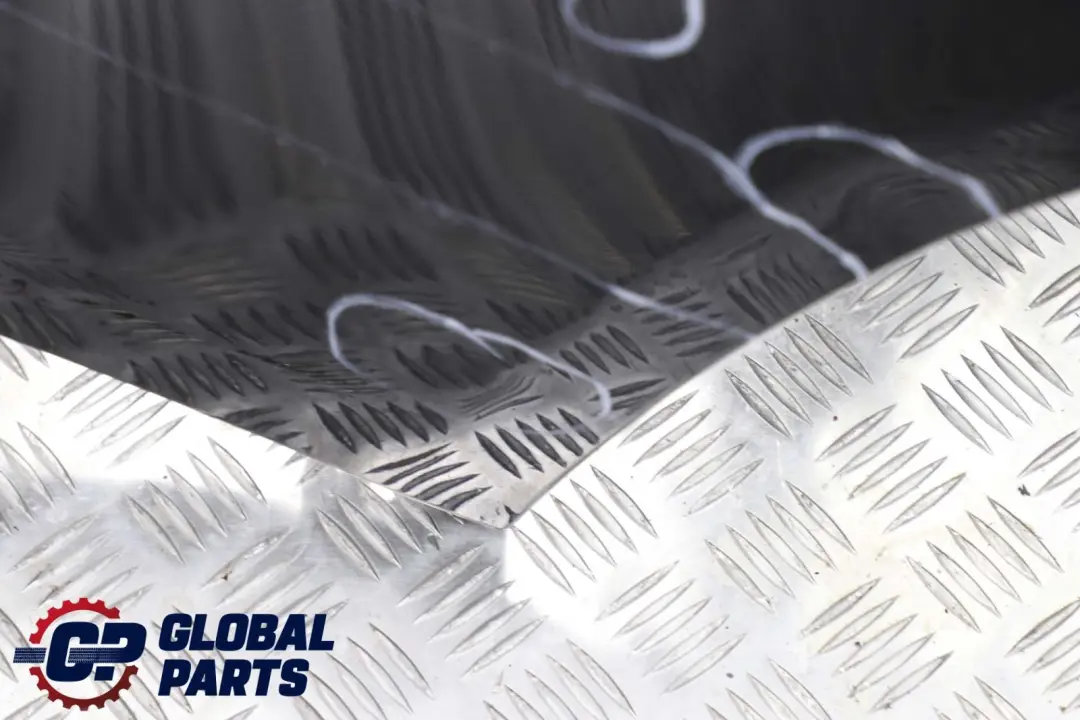 Panneau Laterale avant Droit Garde-Boue Noir 2 - 668 pour BMW 5 E60 E61 LCI à propos du numéro de pièce 7111430 BMW 5 E60 E61 LCI Panneau Laterale avant Droit Garde-Boue Noir 2 - 668 - SKU 7111430-SCH1 - Numéro de pièce 7111430