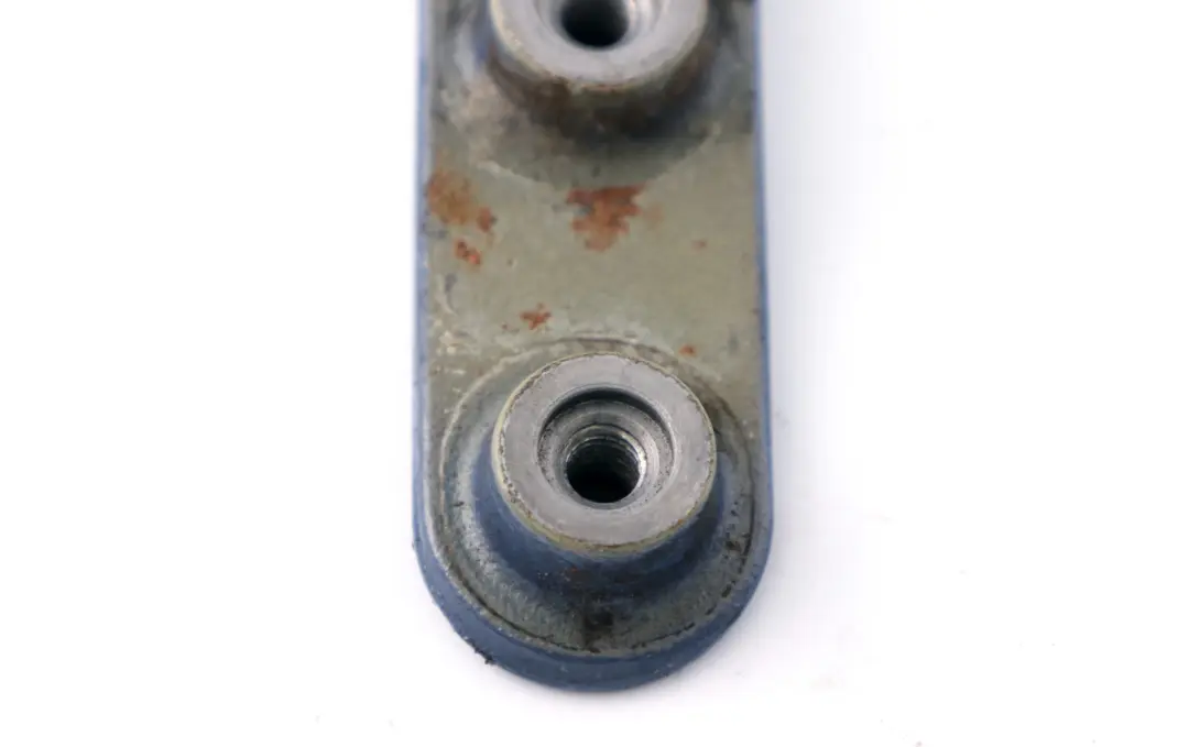 Charniere Hayon Arriere Gauche Bleu Cool 7111441 pour Mini Cooper R52 Cabriolet à propos du numéro de pièce 7144001 Mini Cooper R52 Cabriolet Charniere Hayon Arriere Gauche Bleu Cool 7111441 - SKU 7111441-COOL - Numéro de pièce 7144001