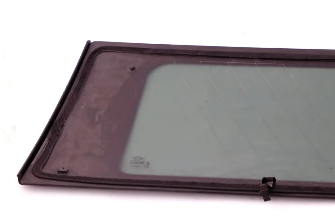 Cristal Ventana Lateral Trasera Derecha Recorte Negro para Mini R50 R53 con número de pieza 7111644 Mini R50 R53 Cristal Ventana Lateral Trasera Derecha Recorte Negro - SKU 7111644 - Número de pieza 7111644