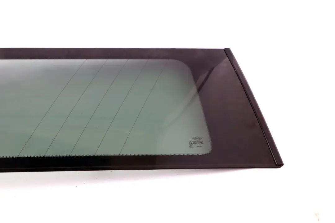 Cristal Ventana Lateral Trasera Derecha Recorte Negro para Mini R50 R53 con número de pieza 7111644 Mini R50 R53 Cristal Ventana Lateral Trasera Derecha Recorte Negro - SKU 7111644 - Número de pieza 7111644