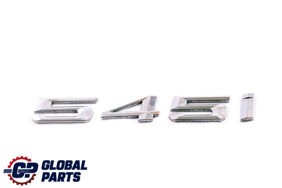 Kofferraum Schriftzug Emblem Beklebt Hinten 545i für BMW E60 E61 mit Teilenummer 7111711 BMW E60 E61 Kofferraum Schriftzug Emblem Beklebt Hinten 545i - SKU 7111711 - Teilenummer 7111711