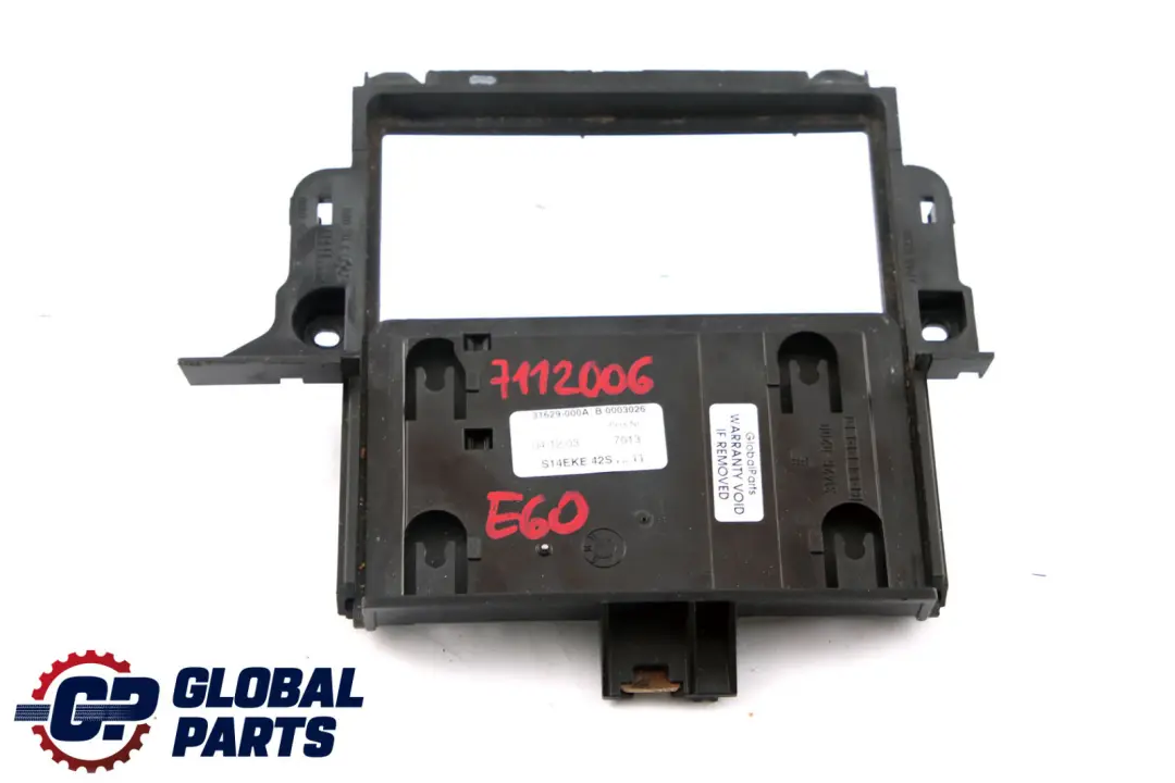 Mittelkonsole Einsatz Vorne für BMW 5 er E60 E61 mit Teilenummer 7112006 BMW 5 er E60 E61 Mittelkonsole Einsatz Vorne - SKU 7112006 - Teilenummer 7112006