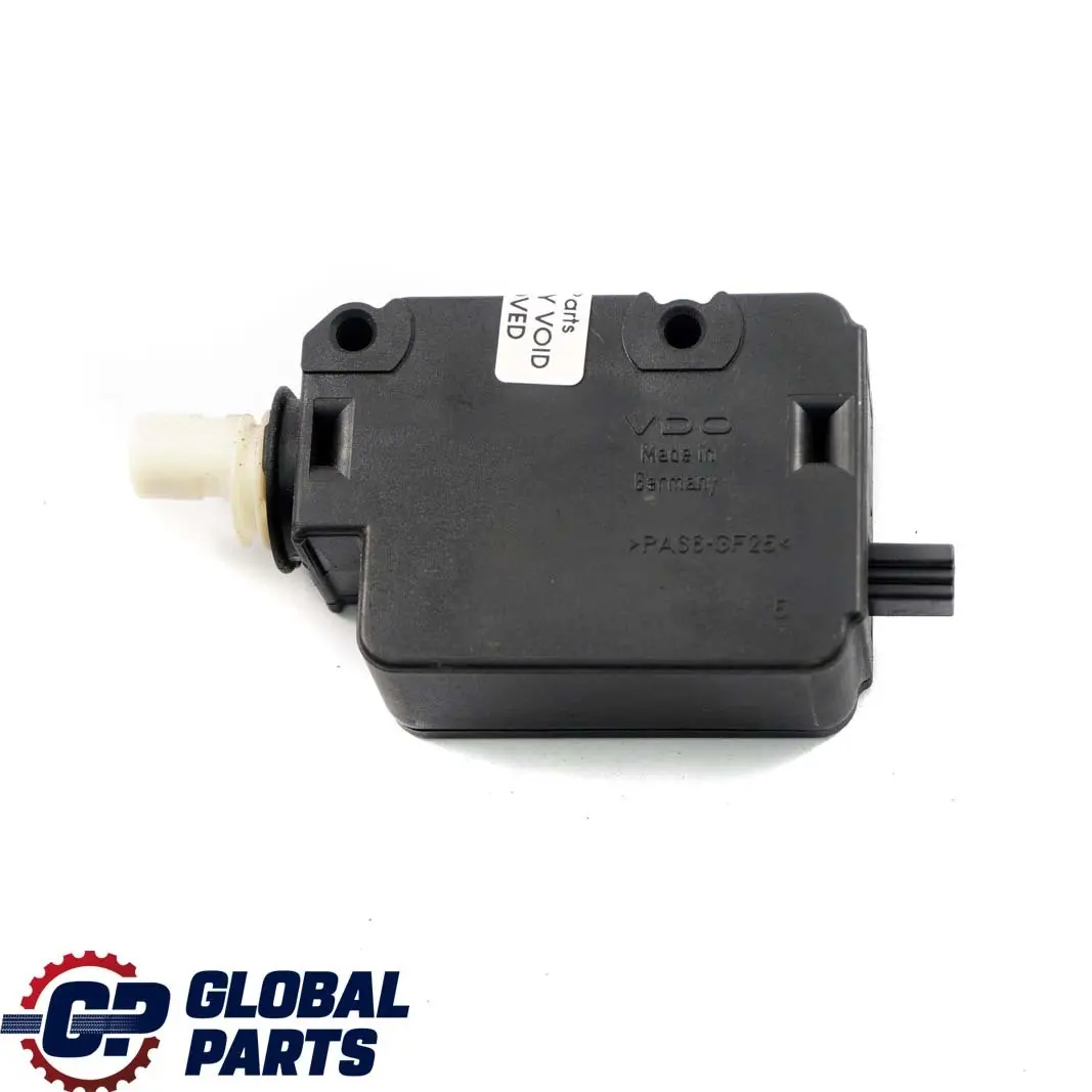 Actuador solapa llenado combustible para Mini Cabrio 1 R52 con número de pieza 7112132 Mini Cabrio 1 R52 Actuador solapa llenado combustible - SKU 7112132-1 - Número de pieza 7112132