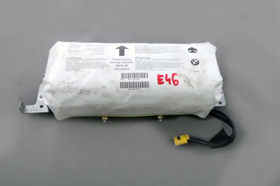 BMW E46 Front Air Module For Passenger Side - SKU 7112351 - Part number 7112351