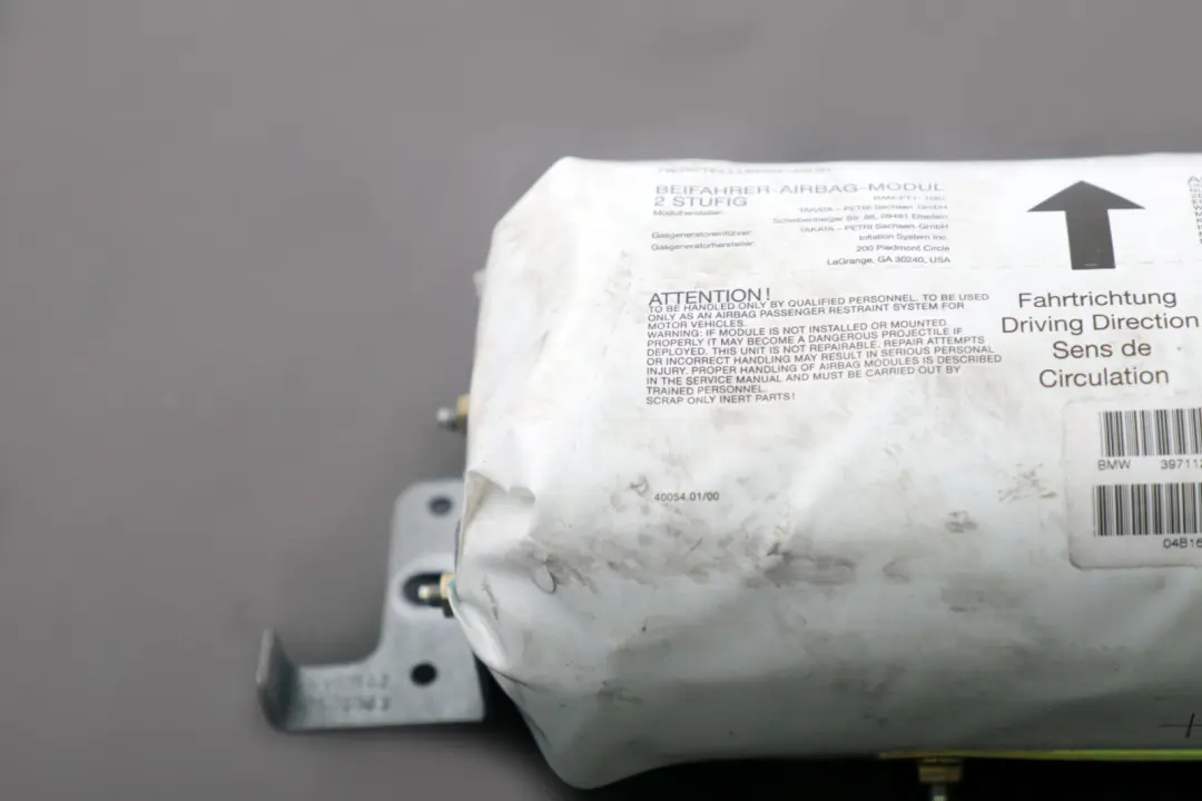 Module d'air avant côté passager pour BMW E46 à propos du numéro de pièce 7112351 BMW E46 Module d'air avant côté passager - SKU 7112351 - Numéro de pièce 7112351