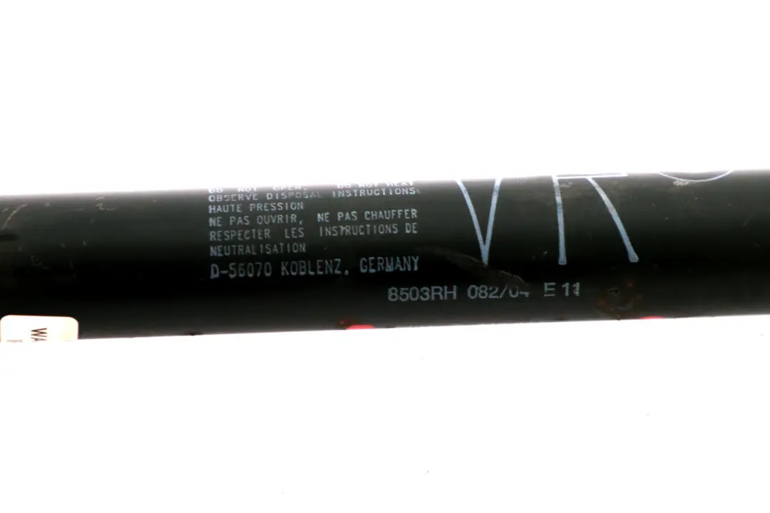 Front Right O/S Driver Door Brake Shock Damper to BMW 7 Series E65 E66 with Part number 7112444 BMW 7 Series E65 E66 Front Right O/S Driver Door Brake Shock Damper - SKU 7112444 - Part number 7112444