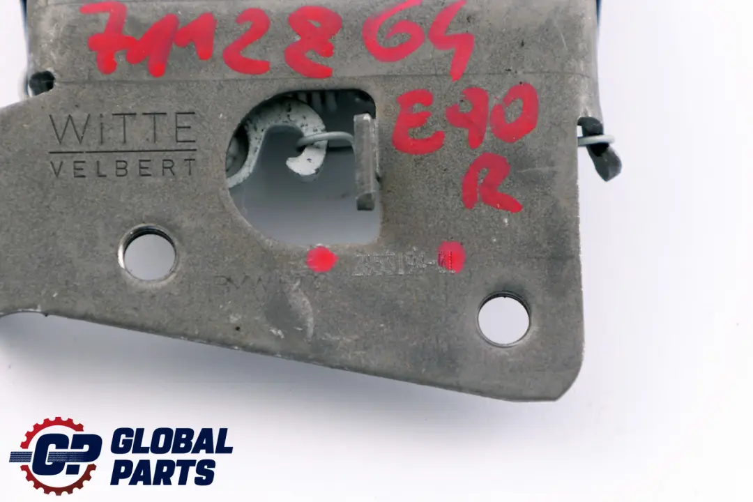 Liberación Respaldo Asiento Trasero Derecho para BMW E87 E60 E90 E92 F10 F22 F30 con número de pieza 7112864 BMW E87 E60 E90 E92 F10 F22 F30 Liberación Respaldo Asiento Trasero Derecho - SKU 7112864 - Número de pieza 7112864