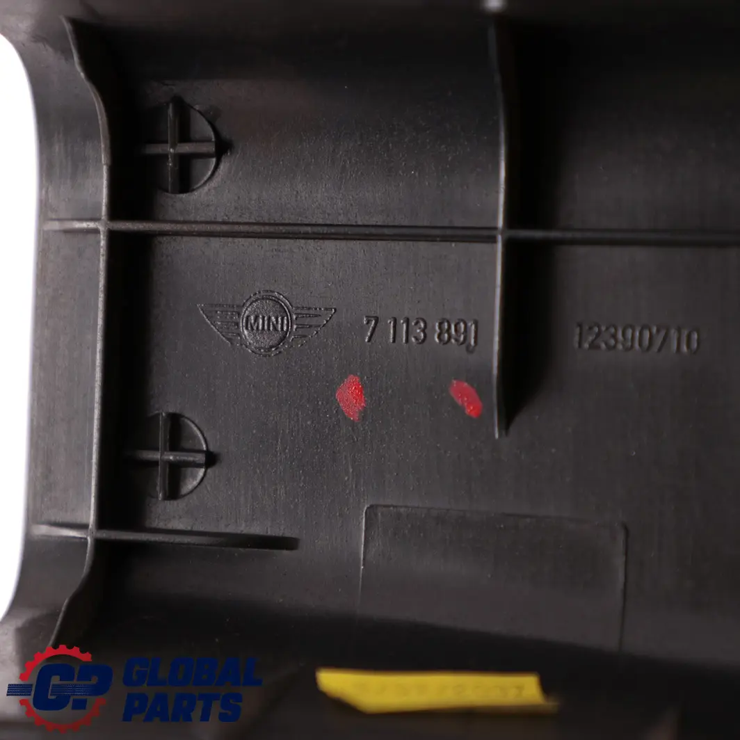 Sinistra Rivestimento Cintura Uscita Tetto Roll Bar per Mini Cabrio R52 con numero di parte 7113891 Mini Cabrio R52 Sinistra Rivestimento Cintura Uscita Tetto Roll Bar - SKU 7113891 - Numero di parte 7113891