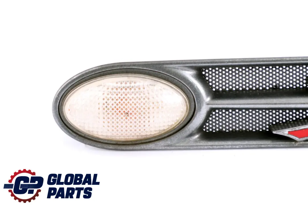 Zierblende Seitenwand Vorne Rechts Dark Silver für BMW Mini Cooper S R52 R53 mit Teilenummer 7114734 BMW Mini Cooper S R52 R53 Zierblende Seitenwand Vorne Rechts Dark Silver - SKU 7114734-DS - Teilenummer 7114734