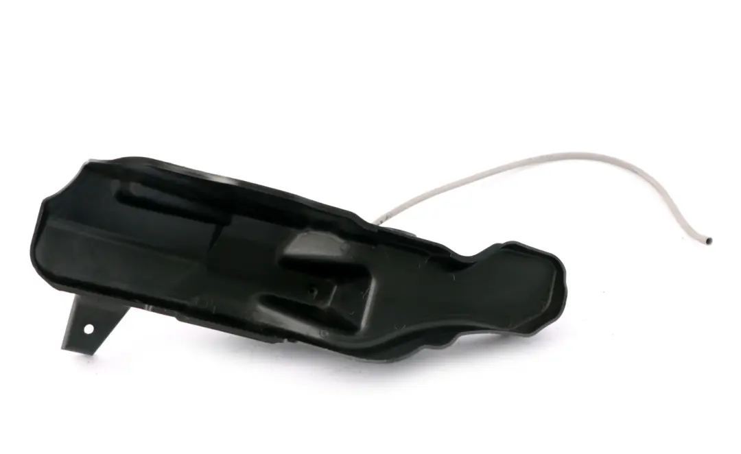 Control Unit Cover Right O/S to BMW 7 Series E65 E66 E67 with Part number 7115226 BMW 7 Series E65 E66 E67 Control Unit Cover Right O/S - SKU 7115226 - Part number 7115226